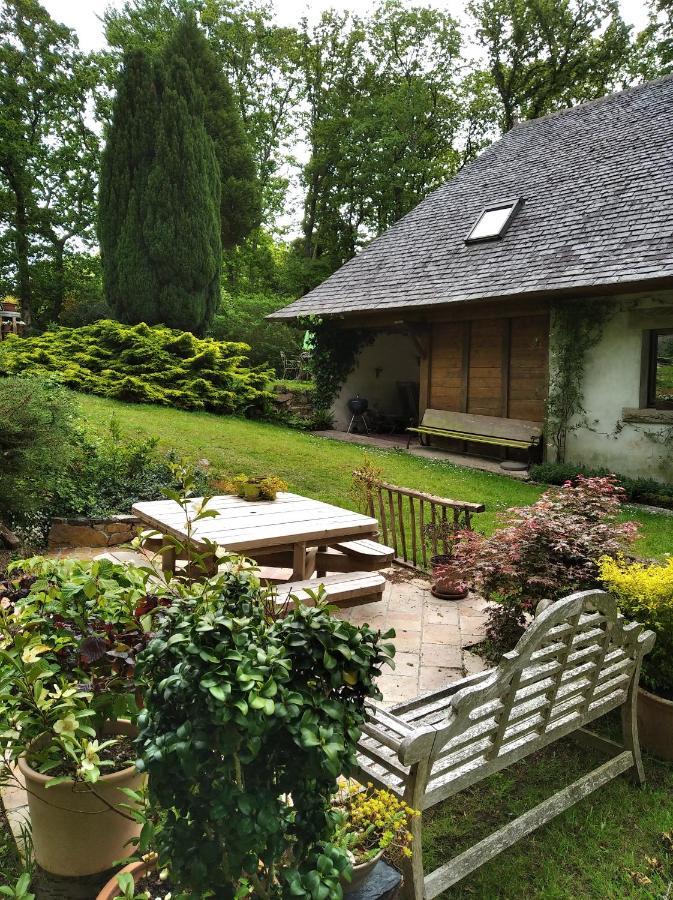 Maison Dans Un Environnement Boise Tres Calme Morlaix Exteriör bild